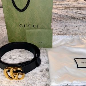 Gucci belt. New with dust bag, tag, original Gucci bag.
